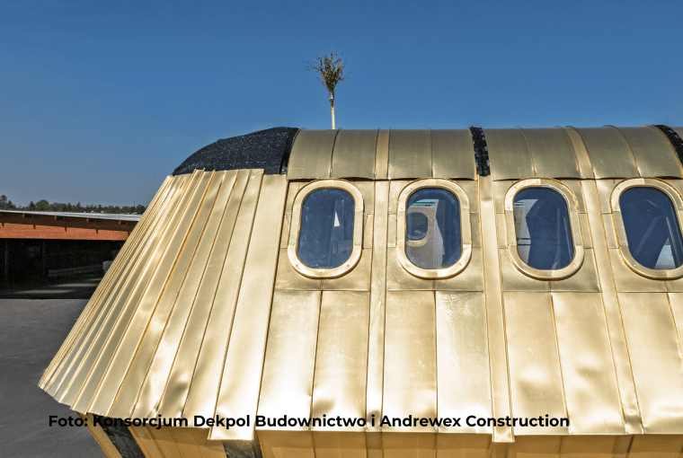 Montaż próbny nowego budynku głównego Polskiej Stacji Antarktycznej im. Henryka Arctowskiego