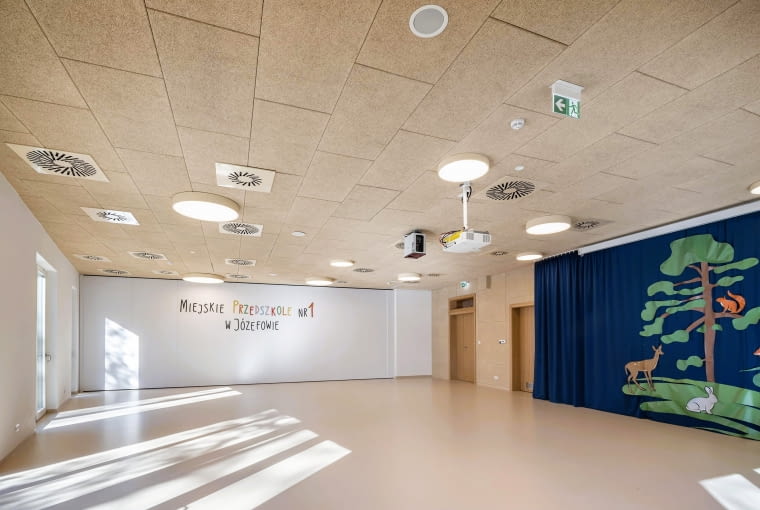 Miejskie przedszkole nr 1 w Józefowie. Proj. Regio Miejskie przedszkole nr 1 w Józefowie. Proj. Regio