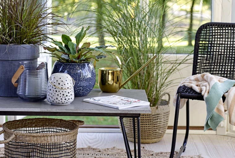 Kosze marki Bloomingville wnętrza w stylu boho