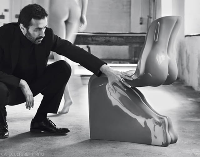 Fabio Novembre z krzesłem Her Fabio Novembre z krzesłem Her