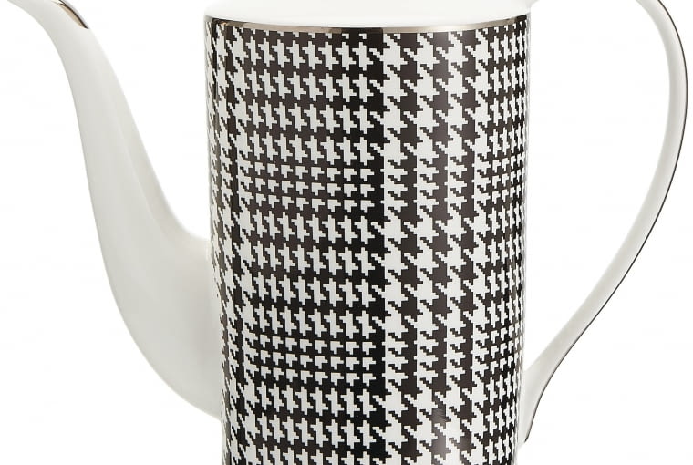 TK Maxx: Dzbanek w kratę, 329,99 zł TK Maxx: Dzbanek w kratę, 329,99 zł