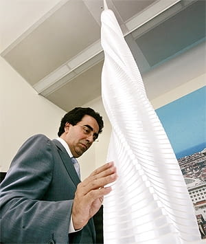Santiago Calatrava i model Torre Del Ave