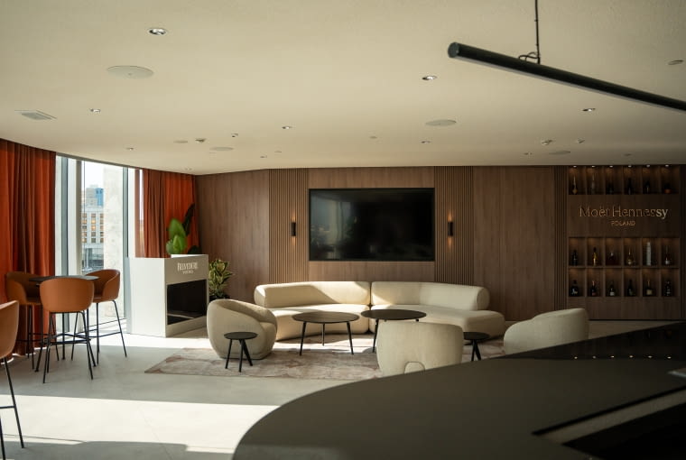 Nowa siedziba Moët Hennessy Polska. Proj. Colliers Define