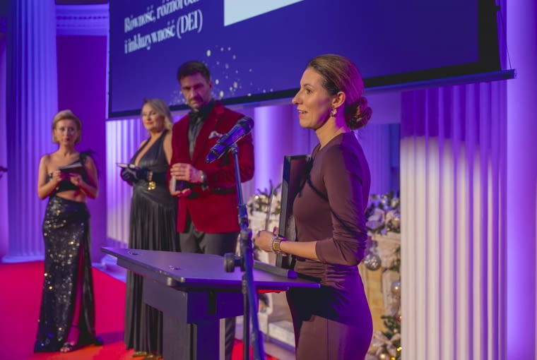 Odebranie wyróżnienia dla VELUX Polska Odebranie wyróżnienia dla VELUX Polska