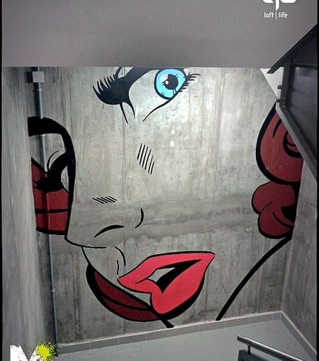 Klatka schodowa Woronicza Qbik; proj. Muralist mural, street art, mural we wnętrzach