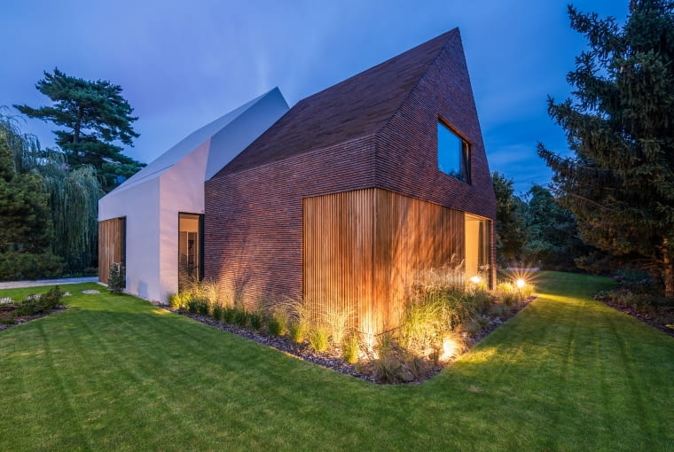 Dom przełamany Dom przełamany