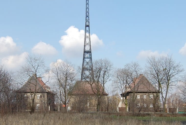 Radiostacja gliwicka, fot. Andrzej Jarczewski, (Wikimedia, CC BY 3.0) Radiostacja gliwicka, fot. Andrzej Jarczewski, (Wikimedia, CC BY 3.0)