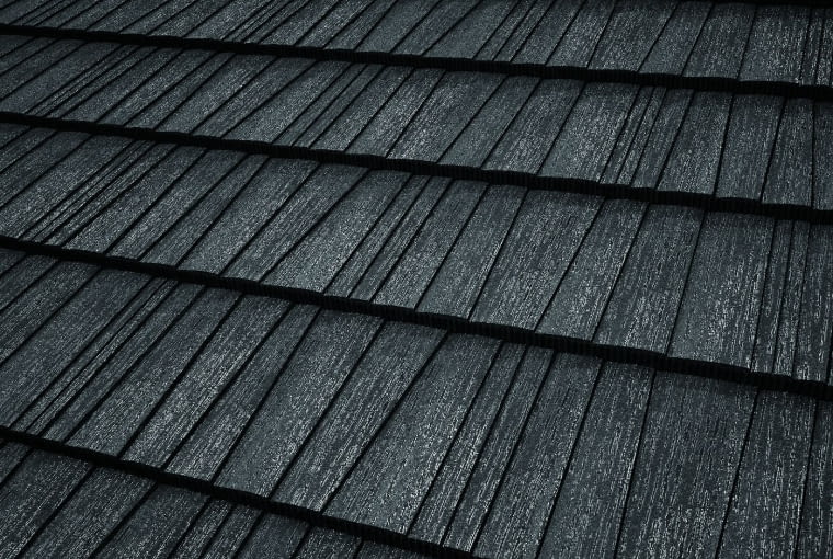 Blachodachówka imitująca tradycyjne pokrycie - gont drewniany Blachodachówka imitująca tradycyjne pokrycie - gont drewniany