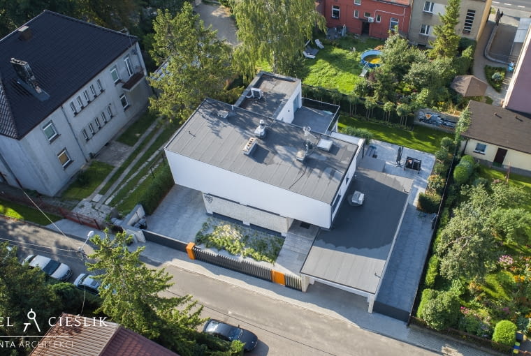 Przebudowa domu z lat 70. w Częstochowie. Proj. ANTA Architekci