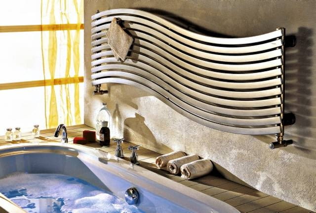 Grzejnik w kształcie fali BRITEX