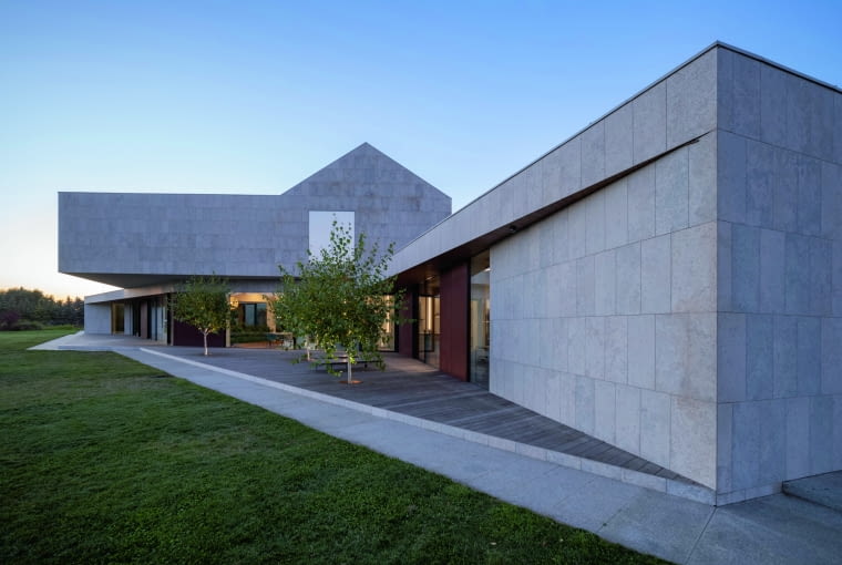 LOOP HOUSE LOOP HOUSE