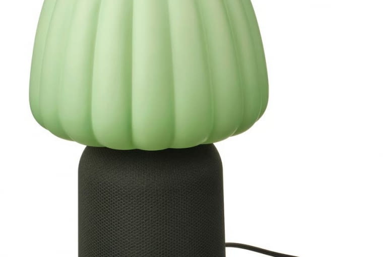 lampa Kulglass z głośnikiem bluetooth, ciemnozielona, 38,7 x 26,7 cm, 399 zł