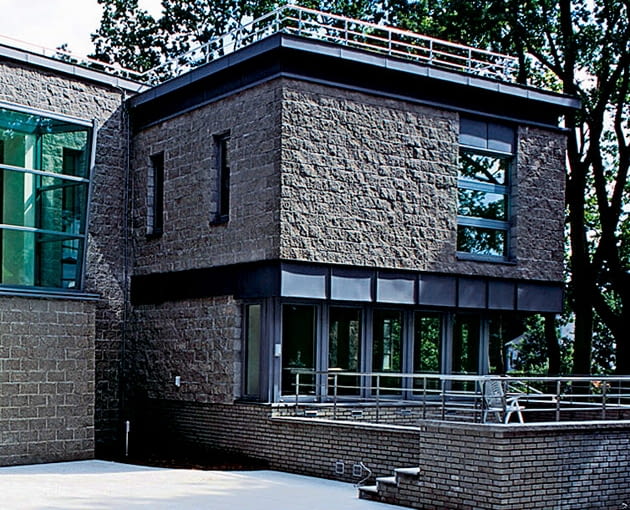 Elewacja z cegły betonowej ściany trójwarstwowe, budowa domu, ściany, cegła betonowa, elewacje domów