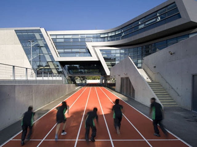 Zaha Hadid, szkoła, edukacja
