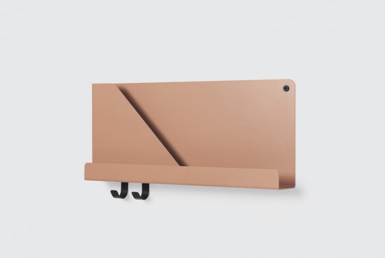 Mała półka Folded Muuto, Pufa Design, 409 zł Pastele we wnętrzach
