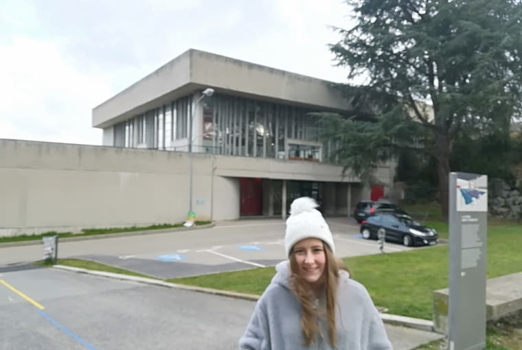 Firminy - basen miejski i córka autora Firminy - basen miejski i córka autora