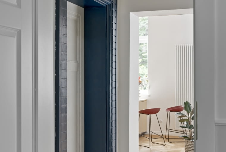 PROJEKT: Przytulna nowoczesność z historią w tle