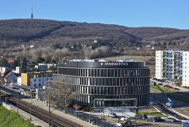 Nowa siedziba Innovatrics w Bratysławie. Proj. A.M. architects