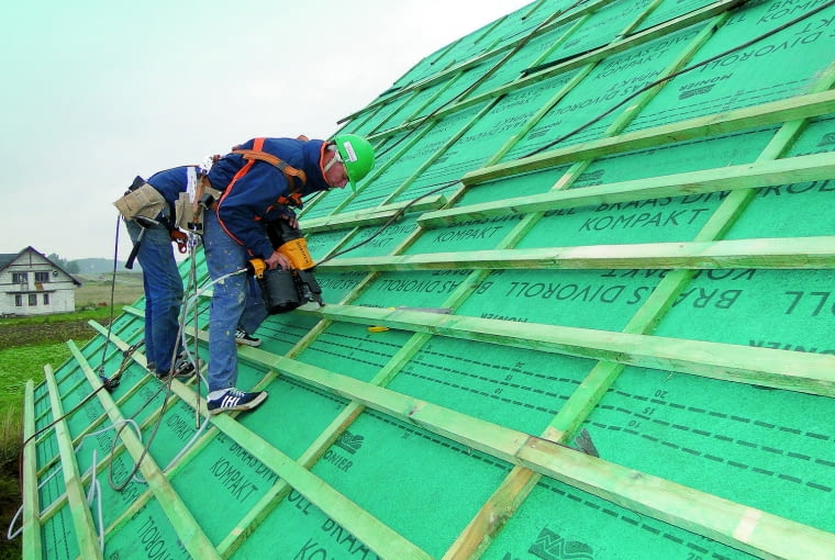 Remont dachu - naprawa czy wymiana?