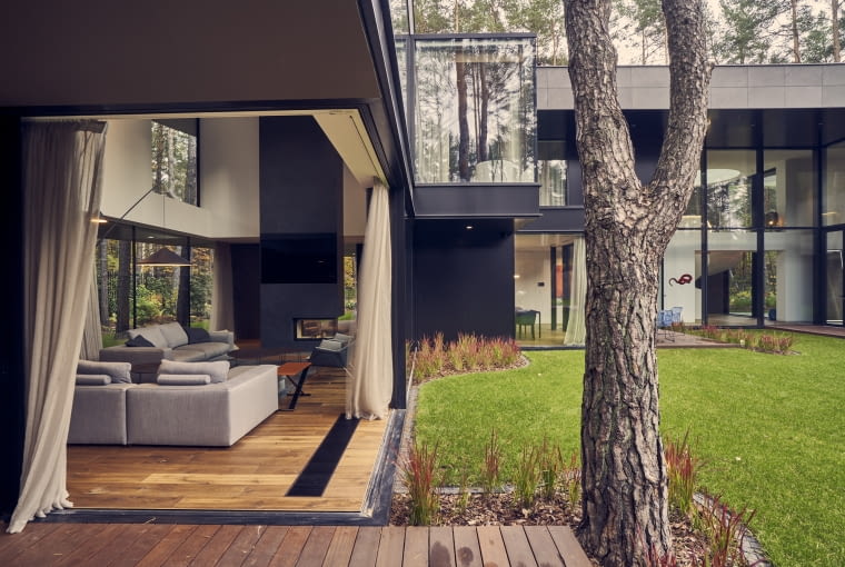 Circle Wood House. Proj. Mobius Architekci Circle Wood House. Proj. Mobius Architekci