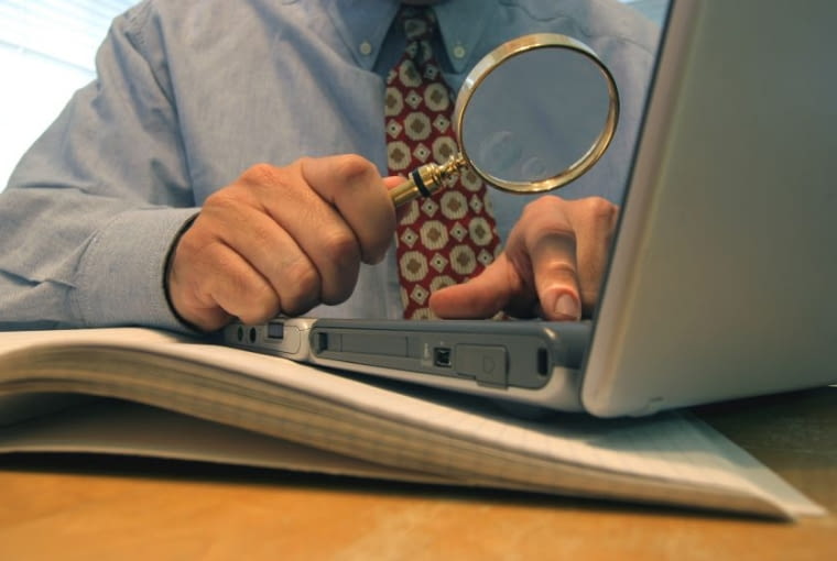 Doradcy finansowi pod lupą Przy rozliczaniu podatku największym problemem jest to, co jest legalnym odliczeniem w przypadku blogerów i podcasterów, którzy zarabiają, bądź starają się zarobić na pisaniu lub mówieniu o swoim życiu.