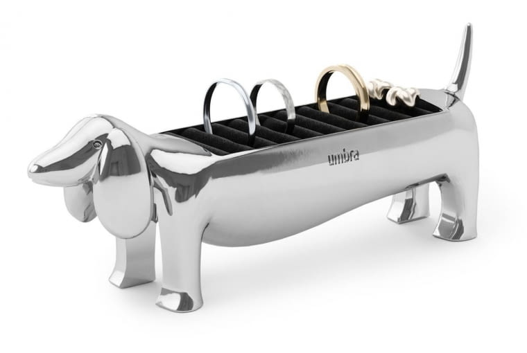 Organizer na biżuterię (Umbra), cynk chromowany, aksamit, 12,7 x 3,8 x 5,7 cm, 69 zł, calvado.com