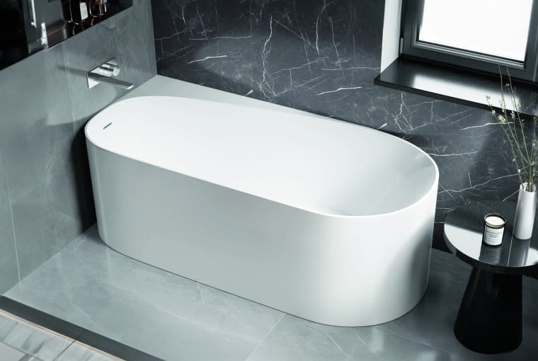 Wanny wolno stojące narożne to doskonałe rozwiązanie dla tych, którzy szukają połączenia elegancji, funkcjonalności i oszczędności miejsca