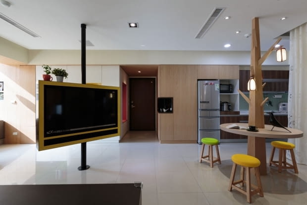Nowoczesne mieszkanie na Tajwanie; proj. House Design nowoczesne mieszkanie, funkcjonalne mieszkanie, oryginalne mieszkanie, obrotowy telewizor