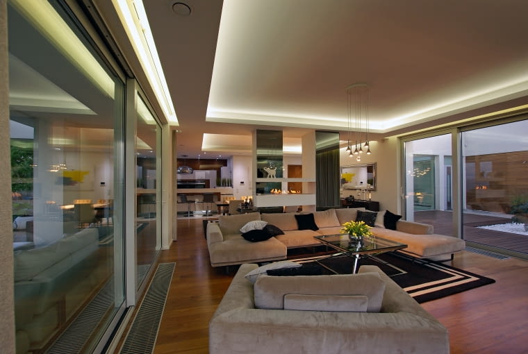 Dom z dziedzińcem w Starachowicach. Proj. MAG Architekci Marcin Grzyb Dom z dziedzińcem w Starachowicach. Proj. MAG Architekci Marcin Grzyb