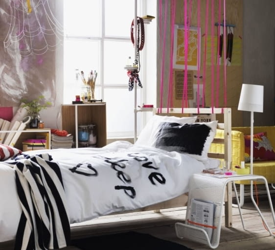 Sypialnia sypialnia, łóżko, jak śpią Polacy, jak mieszkają Polacy, badania, badania IKEA