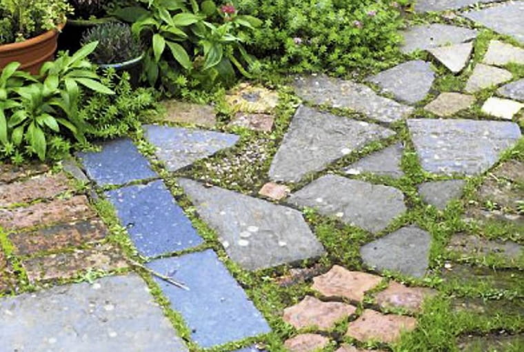 Mixed material pathway