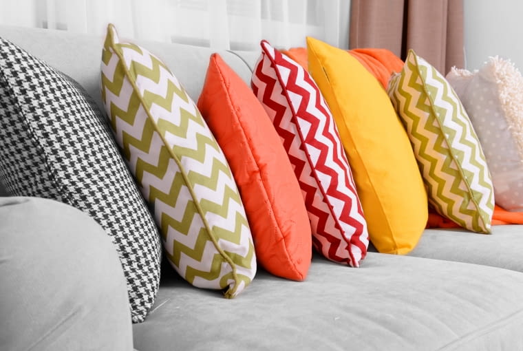 Poduszki dekoracyjne do salonu