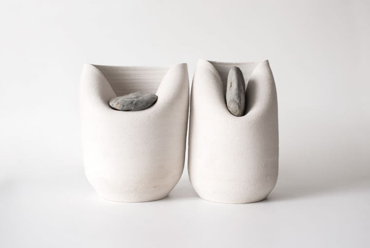 "Vase with stone", proj. Martin Azua i Marc Vidal wazon