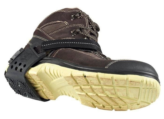 Nakładki antypoślizgowe na buty. Solidne nakładki antypoślizgowe z 4 mocnymi kolcami, dającymi dobrą przyczepność przez cały dzień. Nakładki łatwo jest przymocować do butów, ponadto są wyposażone w odblaski, które zapewnią Ci lepszą widoczność. Cena: 89 zł