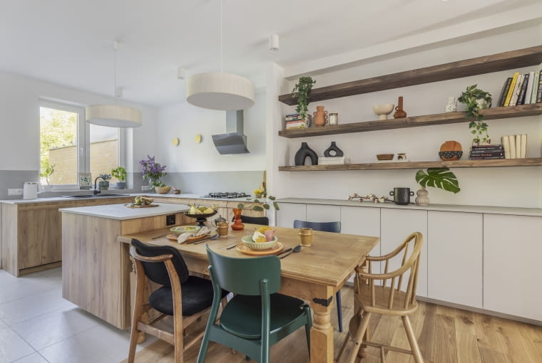 PROJEKT: Rodzinny dom na siedmiu poziomach PROJEKT: Rodzinny dom na siedmiu poziomach