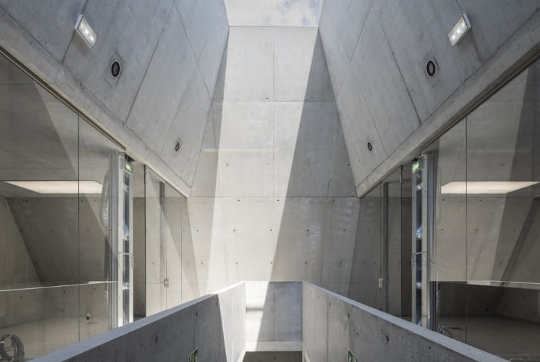 Gambit Office. Proj. KWK Promes