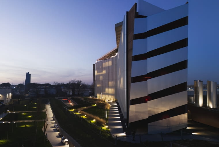 Sidera w Forli. Proj. tissellistudioarchitetti Sidera w Forli. Proj. tissellistudioarchitetti