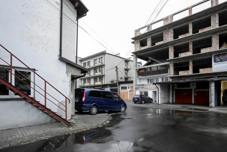 Budynek przy ul. Centralnej 12.10.2017 Krakow , ul . Centralna . Samowola budowlana Fot. Jakub Wlodek / Agencja Gazeta SLOWA KLUCZOWE: samowola budowlana archiszopa centralnej krakowie