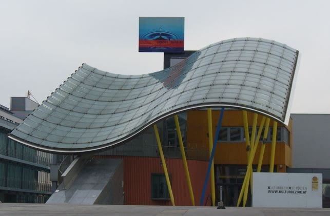 Hans Hollein, Muzeum Dolnej Austrii, Sankt Pölten Hans Hollein, Muzeum Dolnej Austrii, Sankt Pölten