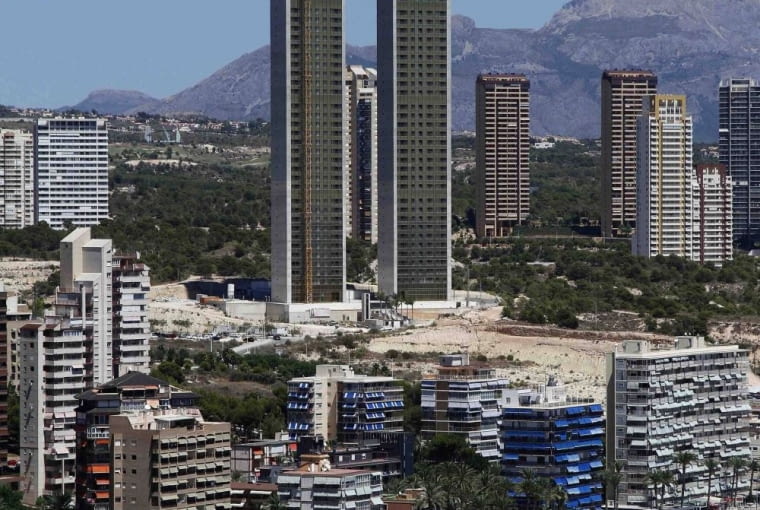 Wieżowiec In Tempo w Benidorm w Hiszpanii.