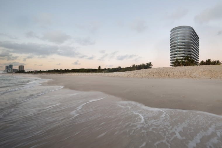 Eighty Seven Park w Miami. Proj. Renzo Piano Eighty Seven Park w Miami. Proj. Renzo Piano