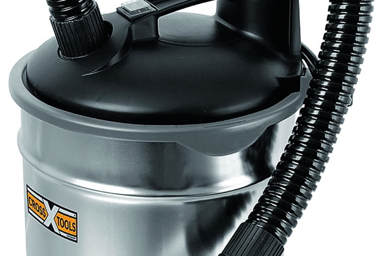 Odkurzacz do grilla/LEROY MERLIN Pozwala zachować urządzenie w czystości. Cena: 179 zł, www.leroymerlin.pl