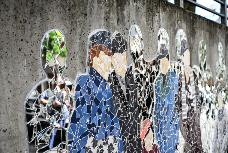 Mozaika "Przybyli" w Szczecinie