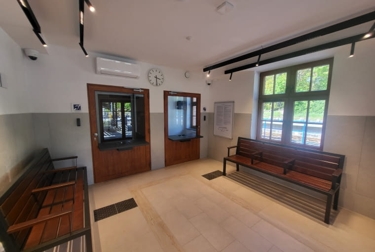 Dworzec w Jastarni Dworzec w Jastarni