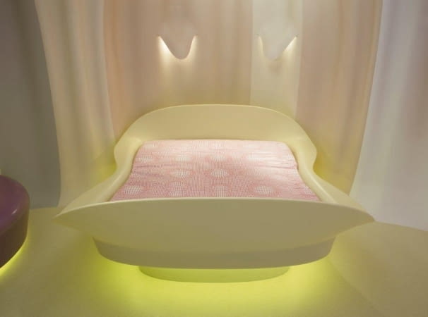 Projekt Karima Rashida - Smart-ologic Corian Living meble, design, wnętrza