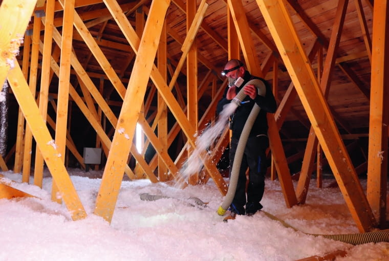 Izolacja metodą nadmuchową Supafil Izolacja metodą nadmuchową Supafil