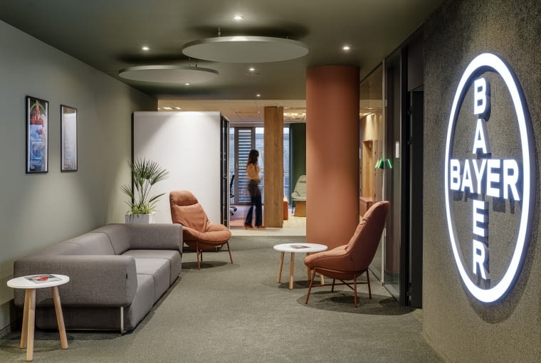 Biuro firmy Bayer w Olivia Centre. Proj. Design Anatomy