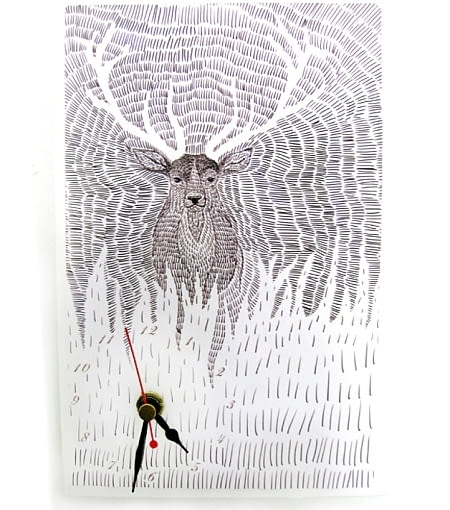 Zegar ścienny do powieszenia lub postawienia od Katis. Do kupienia na dawanda.com za ok. 71 zł. jeleń, jelonek, design, akcesoria z jeleniem, deer