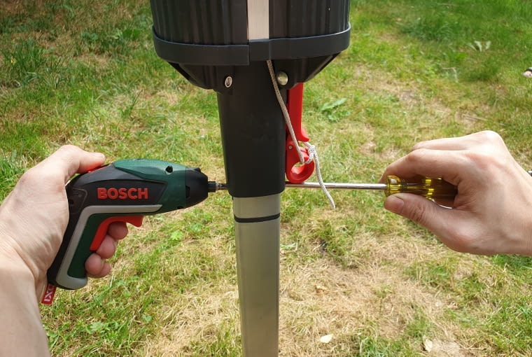 Montaż parasola suszarki