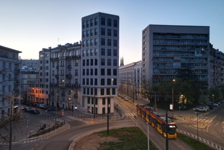 Plac Politechniki 4 w Warszawie. Proj. WXCA Plac Politechniki 4 w Warszawie. Proj. WXCA
